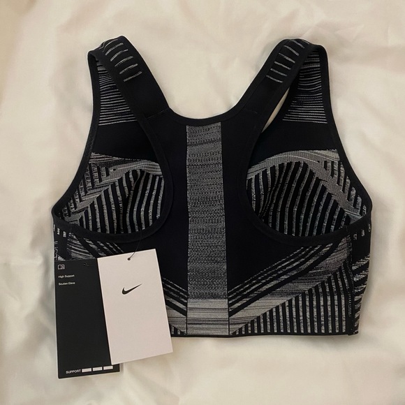 Brand New Nike FlyKnit High Support Bra - Picture 7 of 8